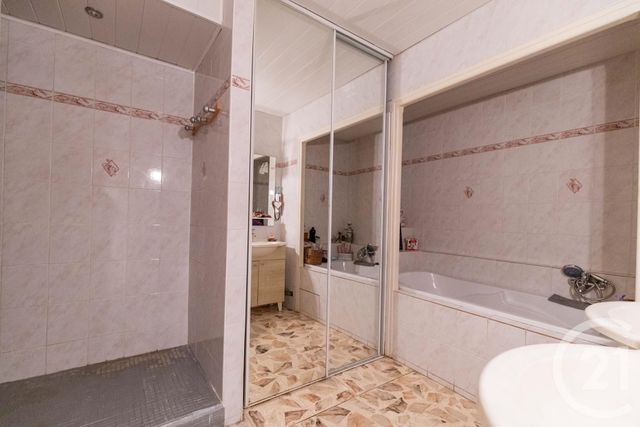 Afficher la photo en grand maison à vendre - 6 pièces - 138.33 m2 - CLERMONT L HERAULT - 34 - LANGUEDOC-ROUSSILLON - Century 21 Agi Immobilier