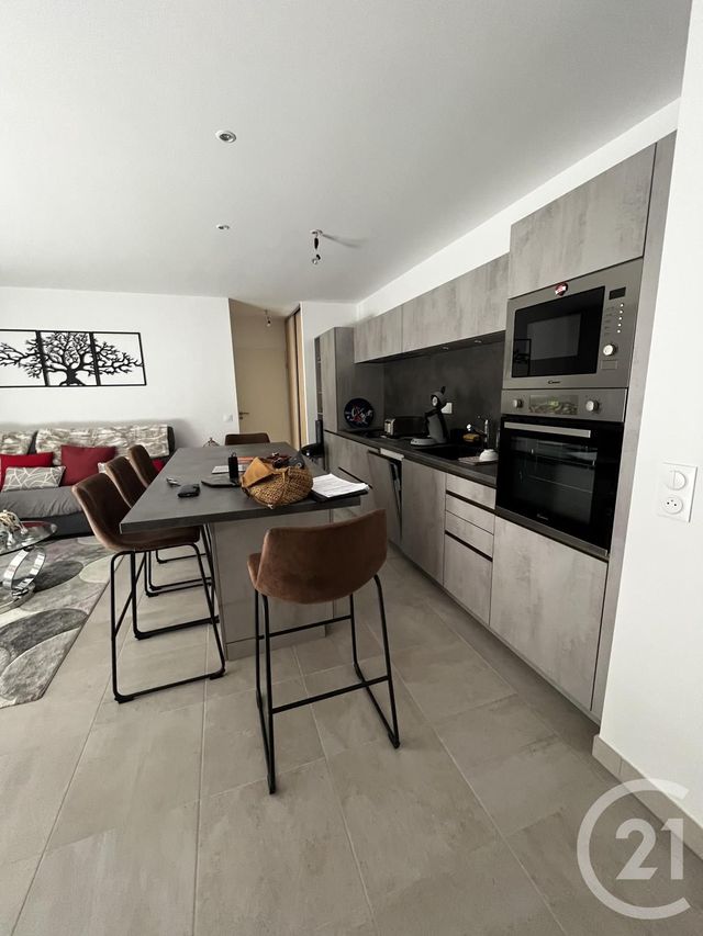 Appartement F3 à vendre - 3 pièces - 59.99 m2 - CLERMONT L HERAULT - 34 - LANGUEDOC-ROUSSILLON - Century 21 Agi Immobilier