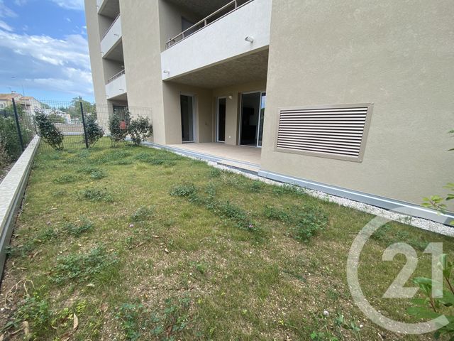 Appartement T3 à vendre - 3 pièces - 70.1 m2 - CLERMONT L HERAULT - 34 - LANGUEDOC-ROUSSILLON - Century 21 Agi Immobilier