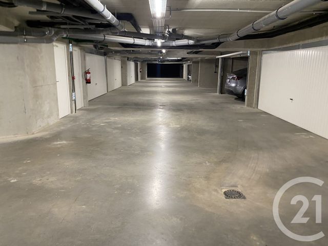 Appartement T3 à vendre - 3 pièces - 70.1 m2 - CLERMONT L HERAULT - 34 - LANGUEDOC-ROUSSILLON - Century 21 Agi Immobilier