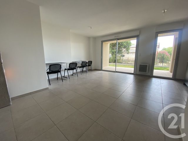 Appartement T3 à vendre - 3 pièces - 70.1 m2 - CLERMONT L HERAULT - 34 - LANGUEDOC-ROUSSILLON - Century 21 Agi Immobilier