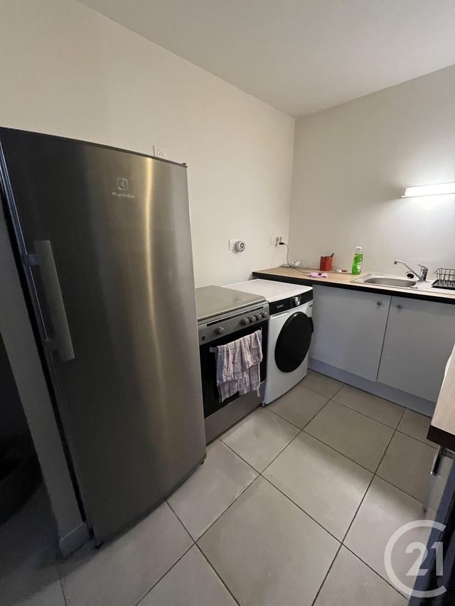 Appartement F2 à vendre - 2 pièces - 40.28 m2 - CLERMONT L HERAULT - 34 - LANGUEDOC-ROUSSILLON - Century 21 Agi Immobilier