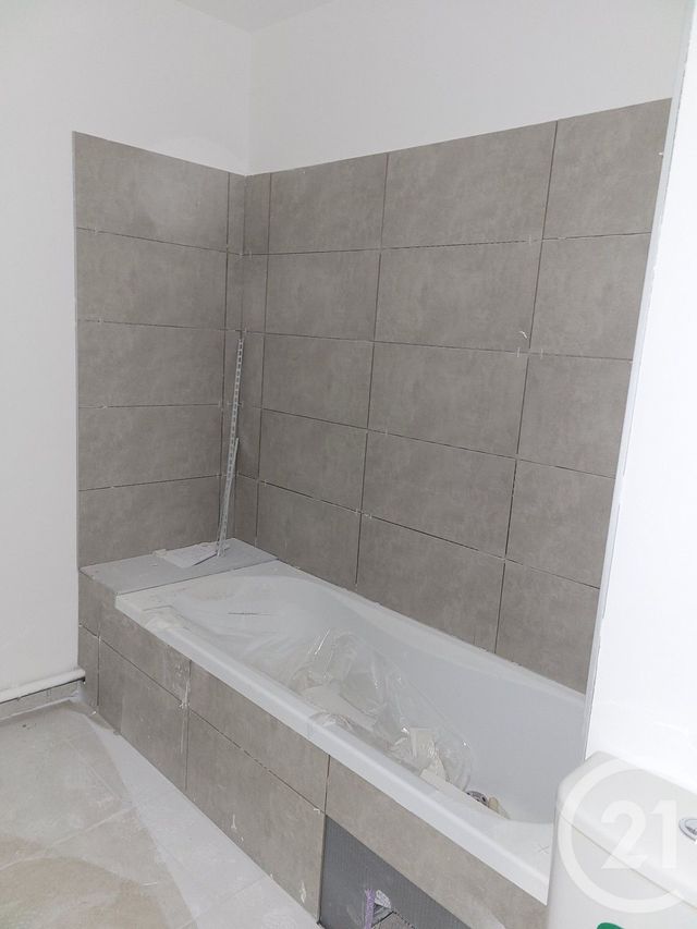 Appartement F2 à vendre - 2 pièces - 46.0 m2 - ST ANDRE DE SANGONIS - 34 - LANGUEDOC-ROUSSILLON - Century 21 Agi Immobilier