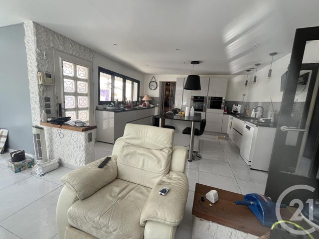 maison à vendre - 5 pièces - 144.1 m2 - BEDARIEUX - 34 - LANGUEDOC-ROUSSILLON - Century 21 Agi Immobilier