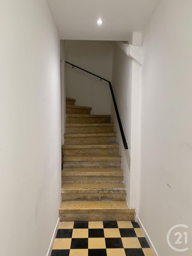 Afficher la photo en grand Appartement Duplex à louer - 3 pièces - 80.66 m2 - BEDARIEUX - 34 - LANGUEDOC-ROUSSILLON - Century 21 Agi Immobilier