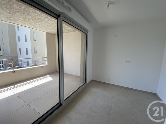 Appartement T3 à vendre - 2 pièces - 44.8 m2 - CLERMONT L HERAULT - 34 - LANGUEDOC-ROUSSILLON - Century 21 Agi Immobilier