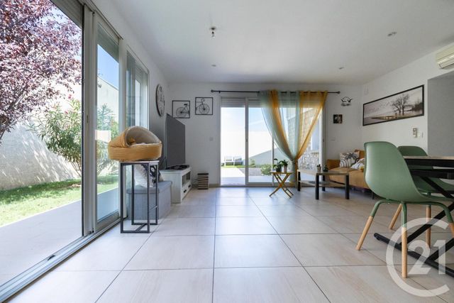 Appartement T4 à vendre - 5 pièces - 101.56 m2 - ST ANDRE DE SANGONIS - 34 - LANGUEDOC-ROUSSILLON - Century 21 Agi Immobilier