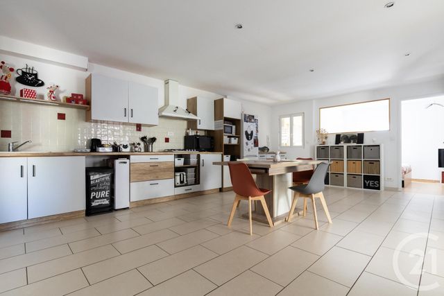 Appartement T4 à vendre - 5 pièces - 101.56 m2 - ST ANDRE DE SANGONIS - 34 - LANGUEDOC-ROUSSILLON - Century 21 Agi Immobilier