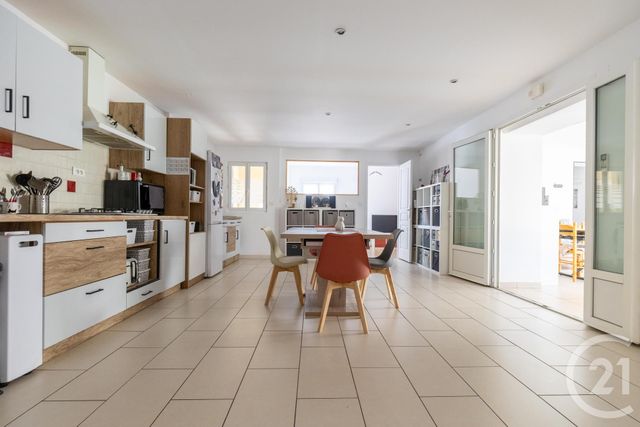 Appartement T4 à vendre - 5 pièces - 101.56 m2 - ST ANDRE DE SANGONIS - 34 - LANGUEDOC-ROUSSILLON - Century 21 Agi Immobilier