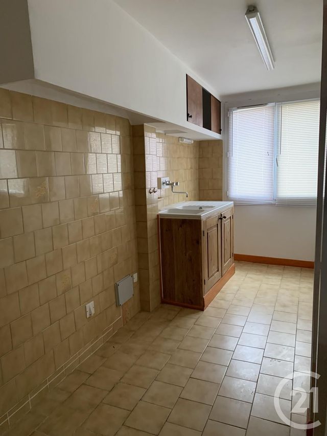 immeuble à vendre - 360.0 m2 - CLERMONT L HERAULT - 34 - LANGUEDOC-ROUSSILLON - Century 21 Agi Immobilier