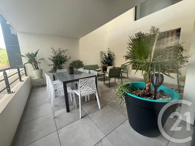 Afficher la photo en grand Appartement T2 à vendre - 2 pièces - 40.0 m2 - CLERMONT L HERAULT - 34 - LANGUEDOC-ROUSSILLON - Century 21 Agi Immobilier