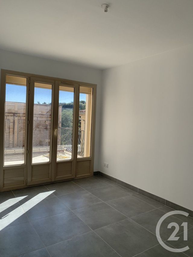 Appartement F4 à louer - 4 pièces - 80.95 m2 - LE POUGET - 34 - LANGUEDOC-ROUSSILLON - Century 21 Agi Immobilier