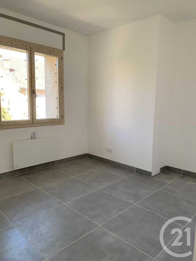 Appartement F4 à louer - 4 pièces - 80.95 m2 - LE POUGET - 34 - LANGUEDOC-ROUSSILLON - Century 21 Agi Immobilier