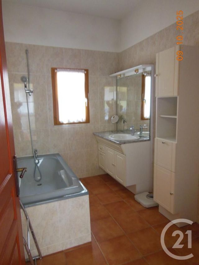 Appartement F4 à louer - 4 pièces - 100.0 m2 - LODEVE - 34 - LANGUEDOC-ROUSSILLON - Century 21 Agi Immobilier