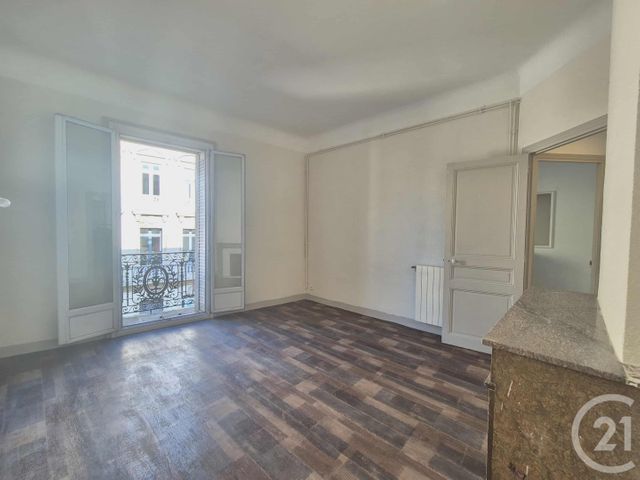 Appartement T3 à vendre - 3 pièces - 69.6 m2 - BEZIERS - 34 - LANGUEDOC-ROUSSILLON - Century 21 Agi Immobilier