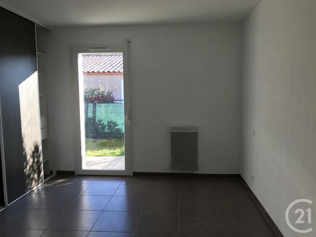 Afficher la photo en grand maison à louer - 2 pièces - 42.0 m2 - CLERMONT L HERAULT - 34 - LANGUEDOC-ROUSSILLON - Century 21 Agi Immobilier