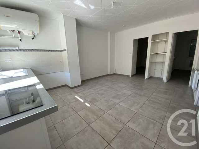 Afficher la photo en grand Appartement à louer - 3 pièces - 39.58 m2 - BEDARIEUX - 34 - LANGUEDOC-ROUSSILLON - Century 21 Agi Immobilier