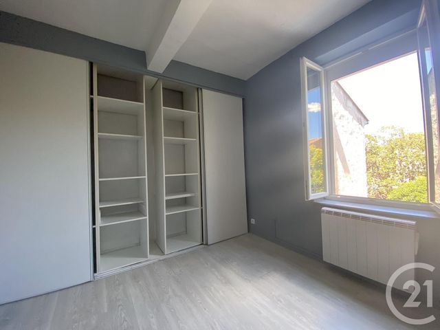 Appartement F4 à louer - 4 pièces - 75.6 m2 - BEDARIEUX - 34 - LANGUEDOC-ROUSSILLON - Century 21 Agi Immobilier