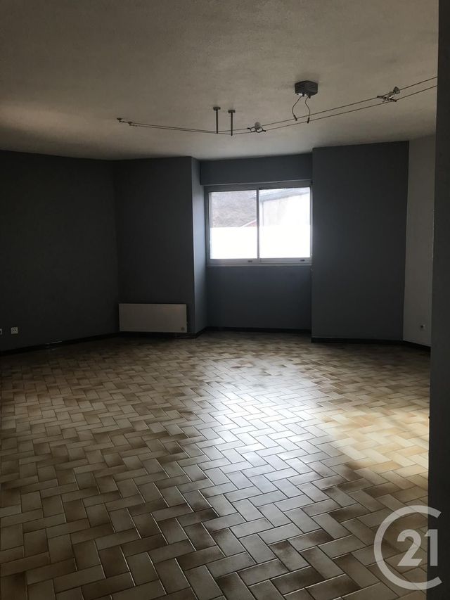 Appartement à louer - 3 pièces - 70.0 m2 - CLERMONT L HERAULT - 34 - LANGUEDOC-ROUSSILLON - Century 21 Agi Immobilier