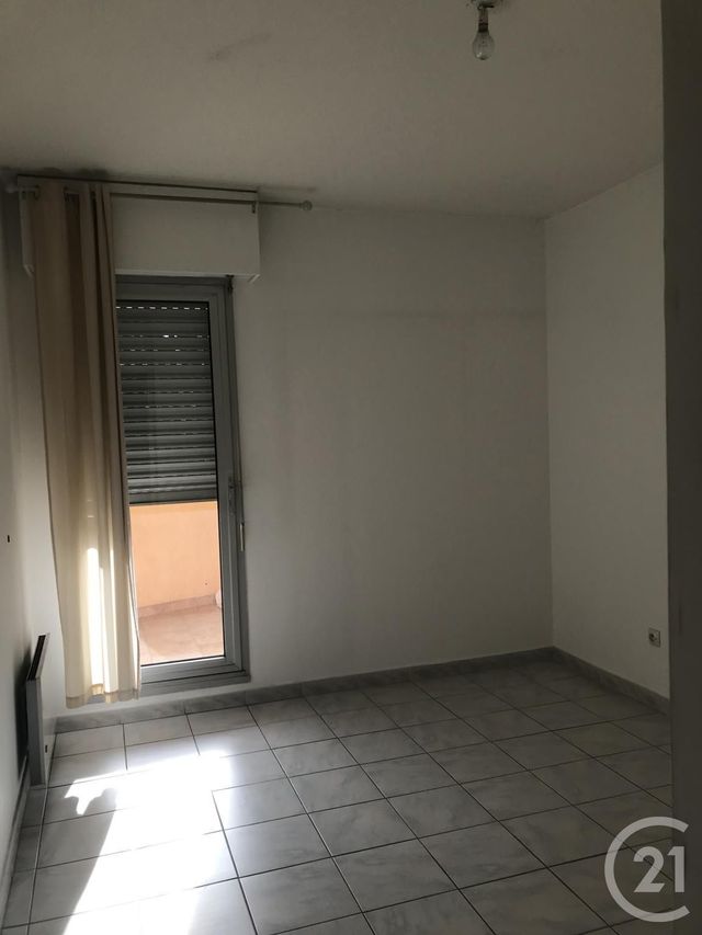 Appartement à louer - 3 pièces - 70.0 m2 - CLERMONT L HERAULT - 34 - LANGUEDOC-ROUSSILLON - Century 21 Agi Immobilier