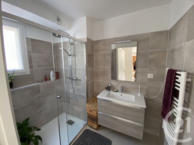 Appartement F3 à louer - 3 pièces - 60.0 m2 - CLERMONT L HERAULT - 34 - LANGUEDOC-ROUSSILLON - Century 21 Agi Immobilier