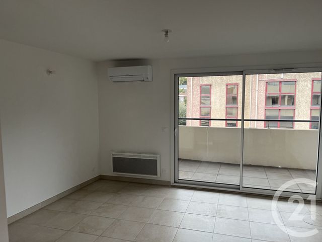 Appartement F3 à louer - 3 pièces - 60.0 m2 - CLERMONT L HERAULT - 34 - LANGUEDOC-ROUSSILLON - Century 21 Agi Immobilier