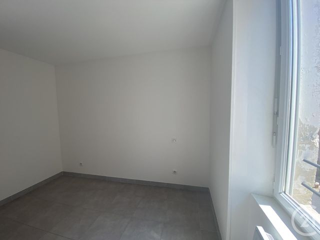 Appartement F3 à louer - 3 pièces - 40.0 m2 - BEDARIEUX - 34 - LANGUEDOC-ROUSSILLON - Century 21 Agi Immobilier