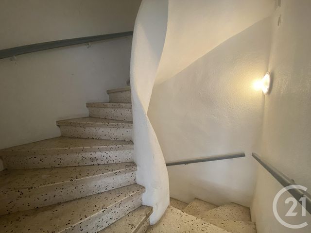 Appartement F3 à louer - 3 pièces - 40.0 m2 - BEDARIEUX - 34 - LANGUEDOC-ROUSSILLON - Century 21 Agi Immobilier