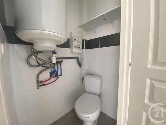 Appartement F3 à louer - 3 pièces - 40.0 m2 - BEDARIEUX - 34 - LANGUEDOC-ROUSSILLON - Century 21 Agi Immobilier