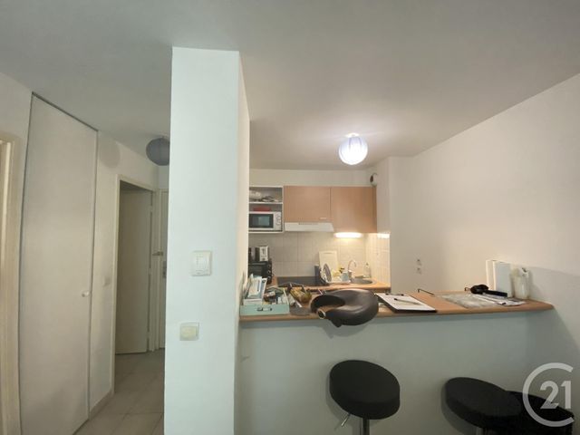 Appartement à louer - 2 pièces - 31.18 m2 - CLERMONT L HERAULT - 34 - LANGUEDOC-ROUSSILLON - Century 21 Agi Immobilier