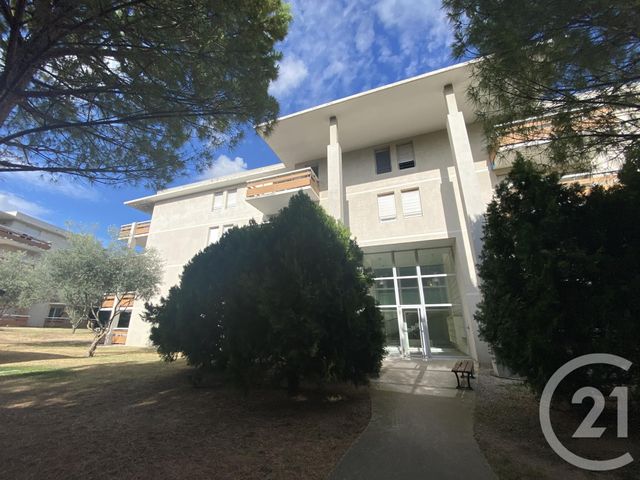Appartement à louer - 2 pièces - 31.18 m2 - CLERMONT L HERAULT - 34 - LANGUEDOC-ROUSSILLON - Century 21 Agi Immobilier