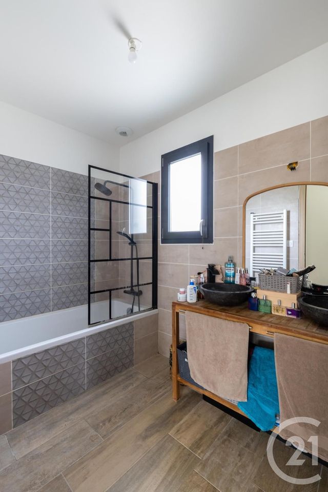 maison à vendre - 5 pièces - 117.76 m2 - PAULHAN - 34 - LANGUEDOC-ROUSSILLON - Century 21 Agi Immobilier