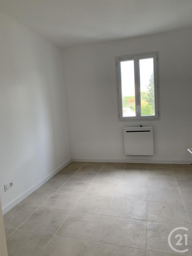 Appartement F3 à louer - 3 pièces - 47.15 m2 - CABRIERES - 34 - LANGUEDOC-ROUSSILLON - Century 21 Agi Immobilier