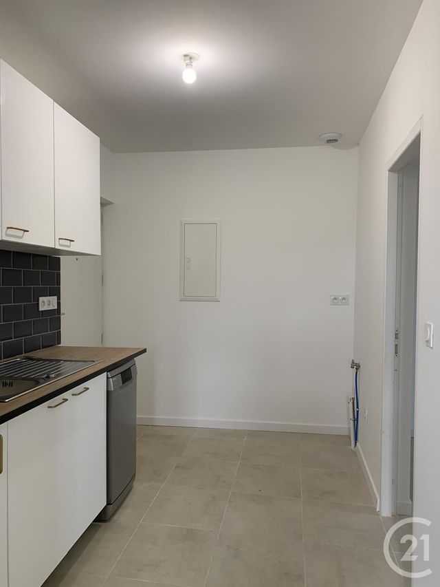 Appartement F3 à louer - 3 pièces - 47.15 m2 - CABRIERES - 34 - LANGUEDOC-ROUSSILLON - Century 21 Agi Immobilier