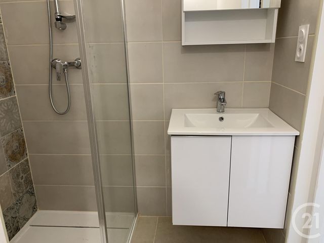 Appartement F3 à louer - 3 pièces - 47.15 m2 - CABRIERES - 34 - LANGUEDOC-ROUSSILLON - Century 21 Agi Immobilier