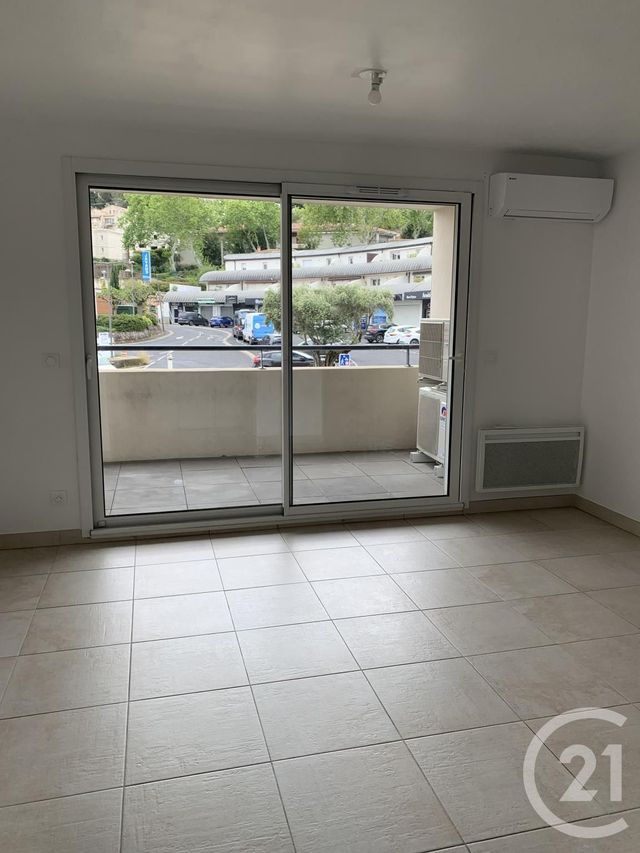 Appartement à louer - 2 pièces - 39.11 m2 - CLERMONT L HERAULT - 34 - LANGUEDOC-ROUSSILLON - Century 21 Agi Immobilier