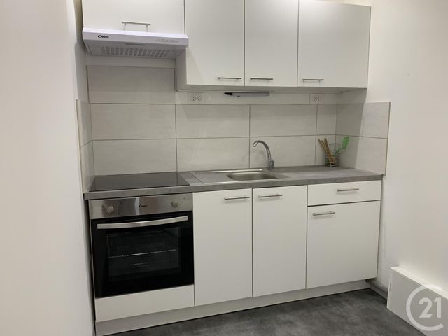 Appartement F1 à louer - 1 pièce - 46.0 m2 - CLERMONT L HERAULT - 34 - LANGUEDOC-ROUSSILLON - Century 21 Agi Immobilier