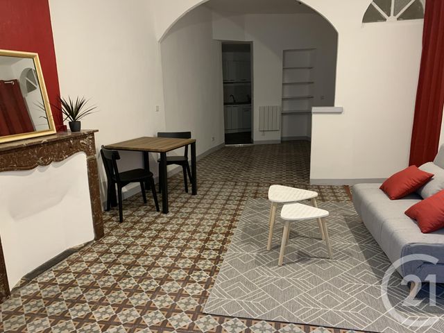 Appartement F1 à louer - 1 pièce - 46.0 m2 - CLERMONT L HERAULT - 34 - LANGUEDOC-ROUSSILLON - Century 21 Agi Immobilier