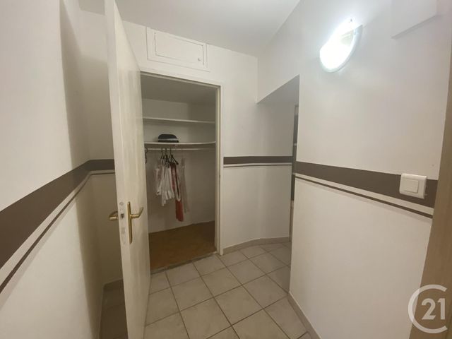 Appartement F2 à louer - 2 pièces - 35.36 m2 - LE POUGET - 34 - LANGUEDOC-ROUSSILLON - Century 21 Agi Immobilier