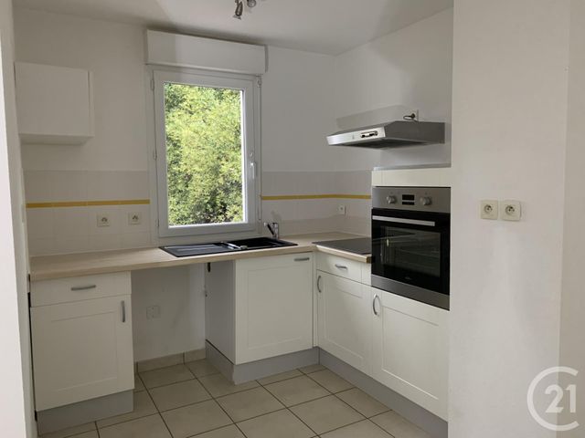 Appartement F3 à louer - 3 pièces - 57.8 m2 - CLERMONT L HERAULT - 34 - LANGUEDOC-ROUSSILLON - Century 21 Agi Immobilier