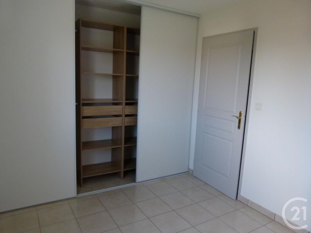 Appartement F3 à louer - 3 pièces - 57.8 m2 - CLERMONT L HERAULT - 34 - LANGUEDOC-ROUSSILLON - Century 21 Agi Immobilier