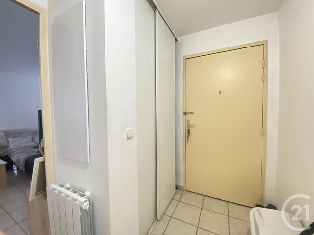 Appartement F2 à louer - 2 pièces - 43.67 m2 - CLERMONT L HERAULT - 34 - LANGUEDOC-ROUSSILLON - Century 21 Agi Immobilier