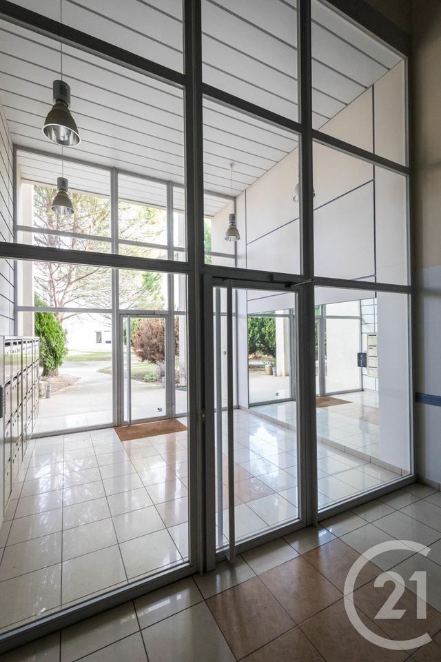 Appartement F2 à louer - 2 pièces - 43.67 m2 - CLERMONT L HERAULT - 34 - LANGUEDOC-ROUSSILLON - Century 21 Agi Immobilier