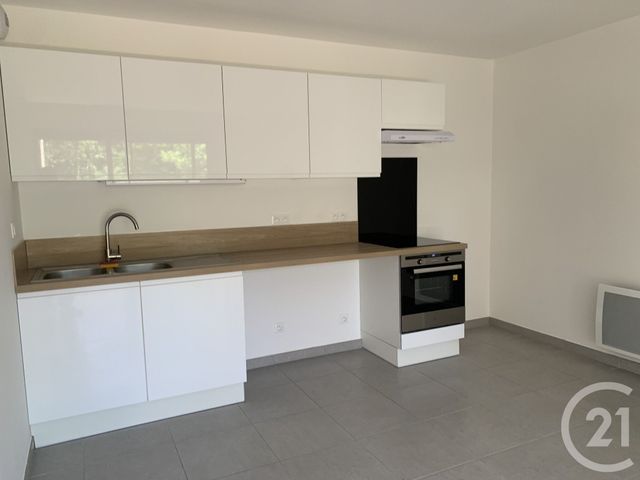 Appartement F2 à louer - 2 pièces - 48.2 m2 - CLERMONT L HERAULT - 34 - LANGUEDOC-ROUSSILLON - Century 21 Agi Immobilier