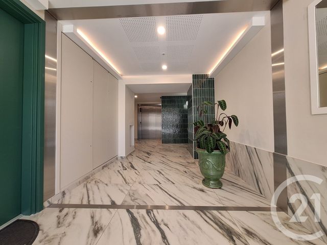 Appartement F2 à louer - 2 pièces - 48.2 m2 - CLERMONT L HERAULT - 34 - LANGUEDOC-ROUSSILLON - Century 21 Agi Immobilier