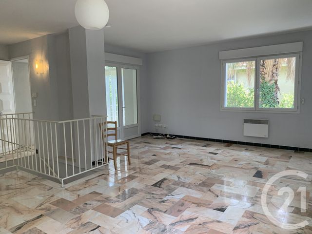 maison à vendre - 8 pièces - 217.41 m2 - CLERMONT L HERAULT - 34 - LANGUEDOC-ROUSSILLON - Century 21 Agi Immobilier