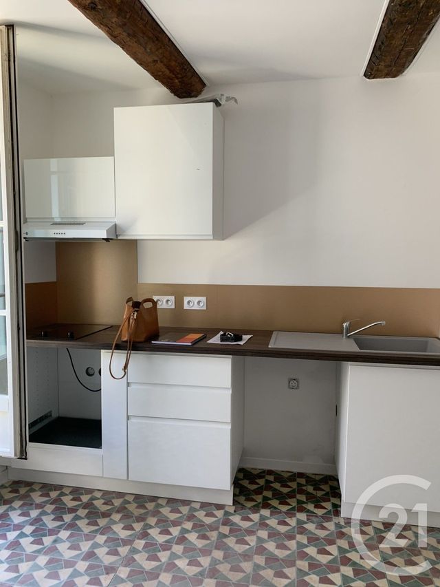 Appartement F2 à louer - 2 pièces - 33.01 m2 - ADISSAN - 34 - LANGUEDOC-ROUSSILLON - Century 21 Agi Immobilier