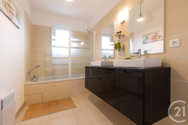 maison à louer - 5 pièces - 110.2 m2 - LE BOSC - 34 - LANGUEDOC-ROUSSILLON - Century 21 Agi Immobilier